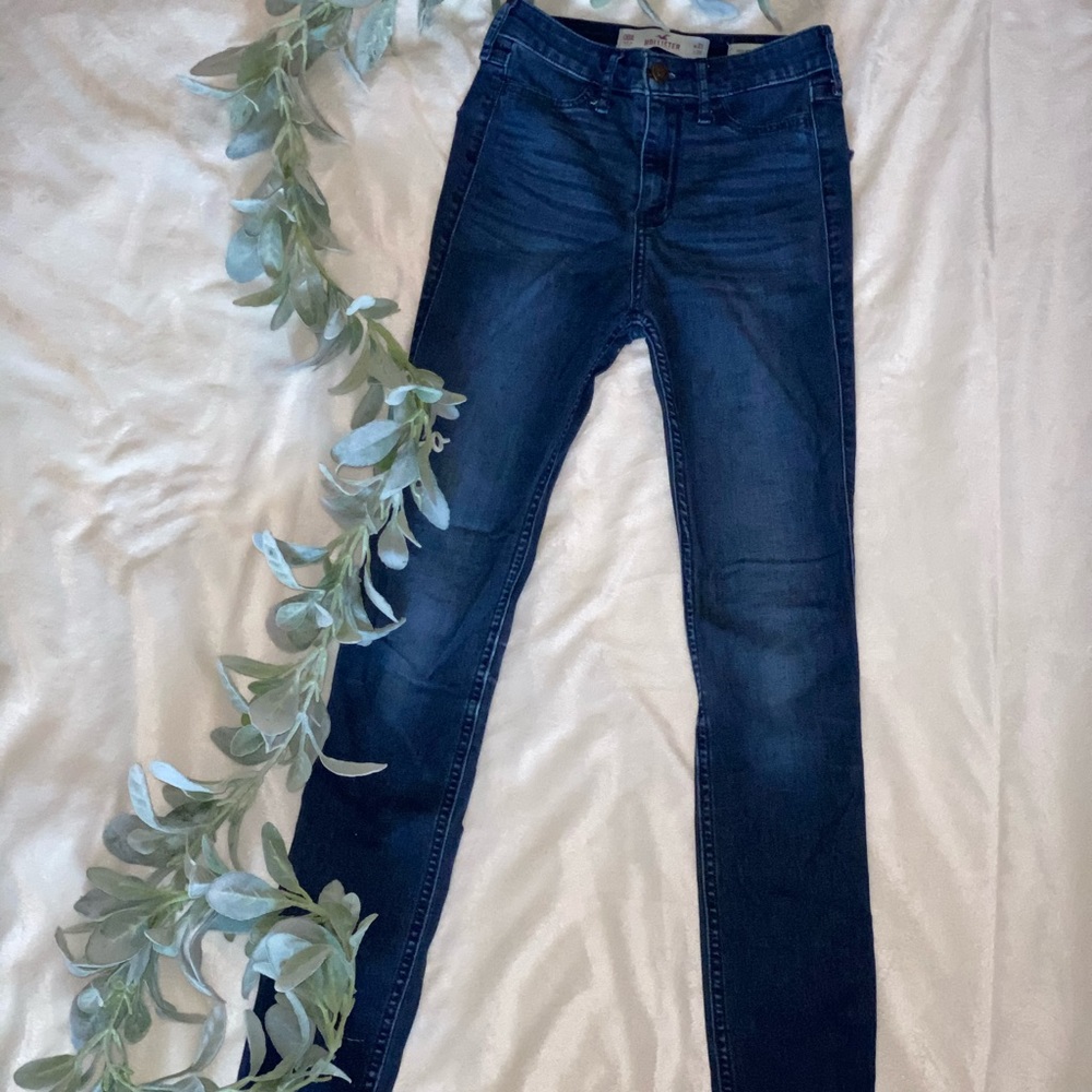 Hollister skinny jeans